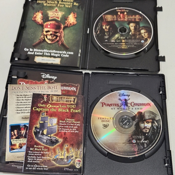 Set of 2 Pirates of the Caribbean DVDs - Picture 3 of 3